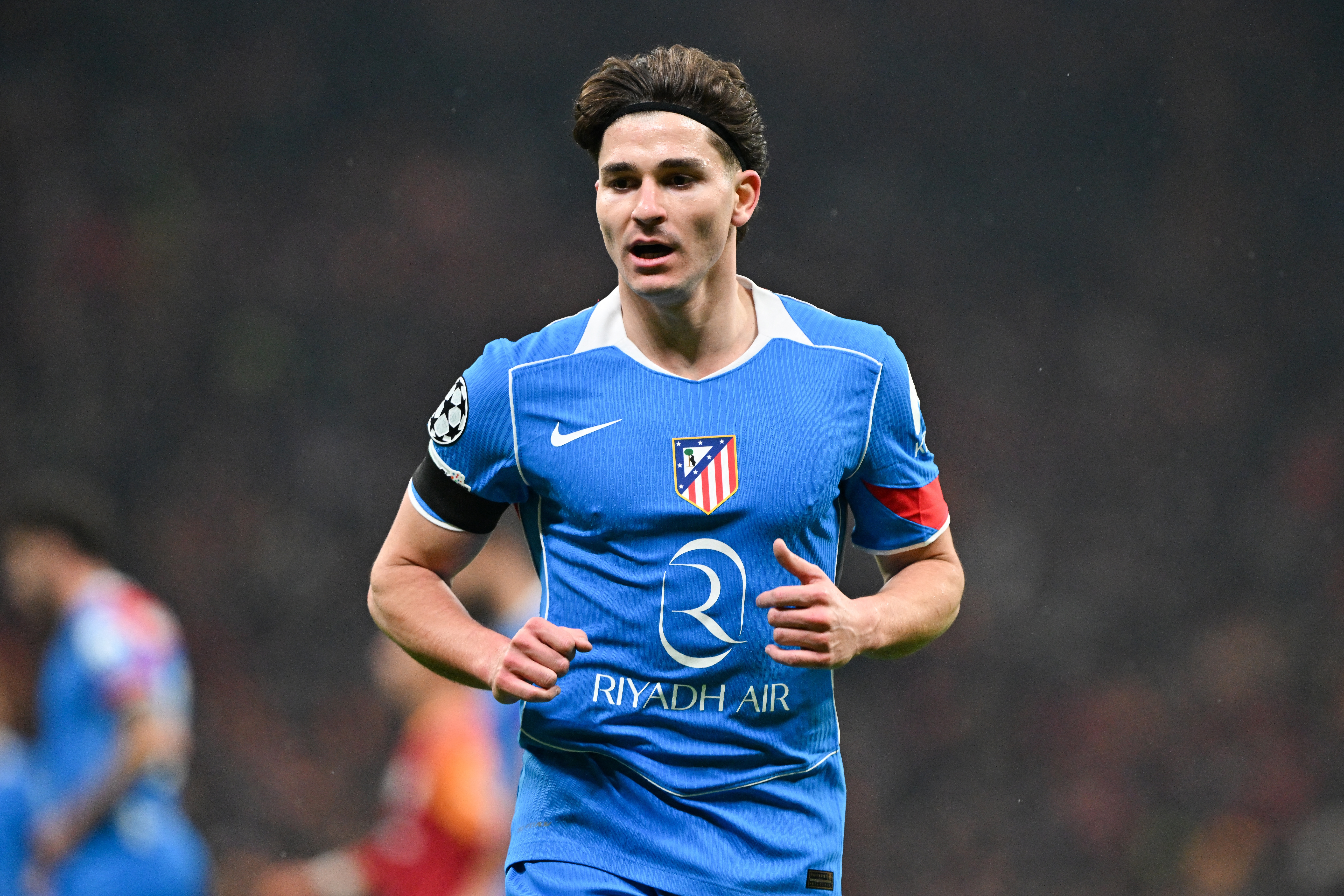 棋牌游戏-要价1.5亿！每体：马竞决定不卖阿尔瓦雷斯给巴萨，枪手蓝军有意