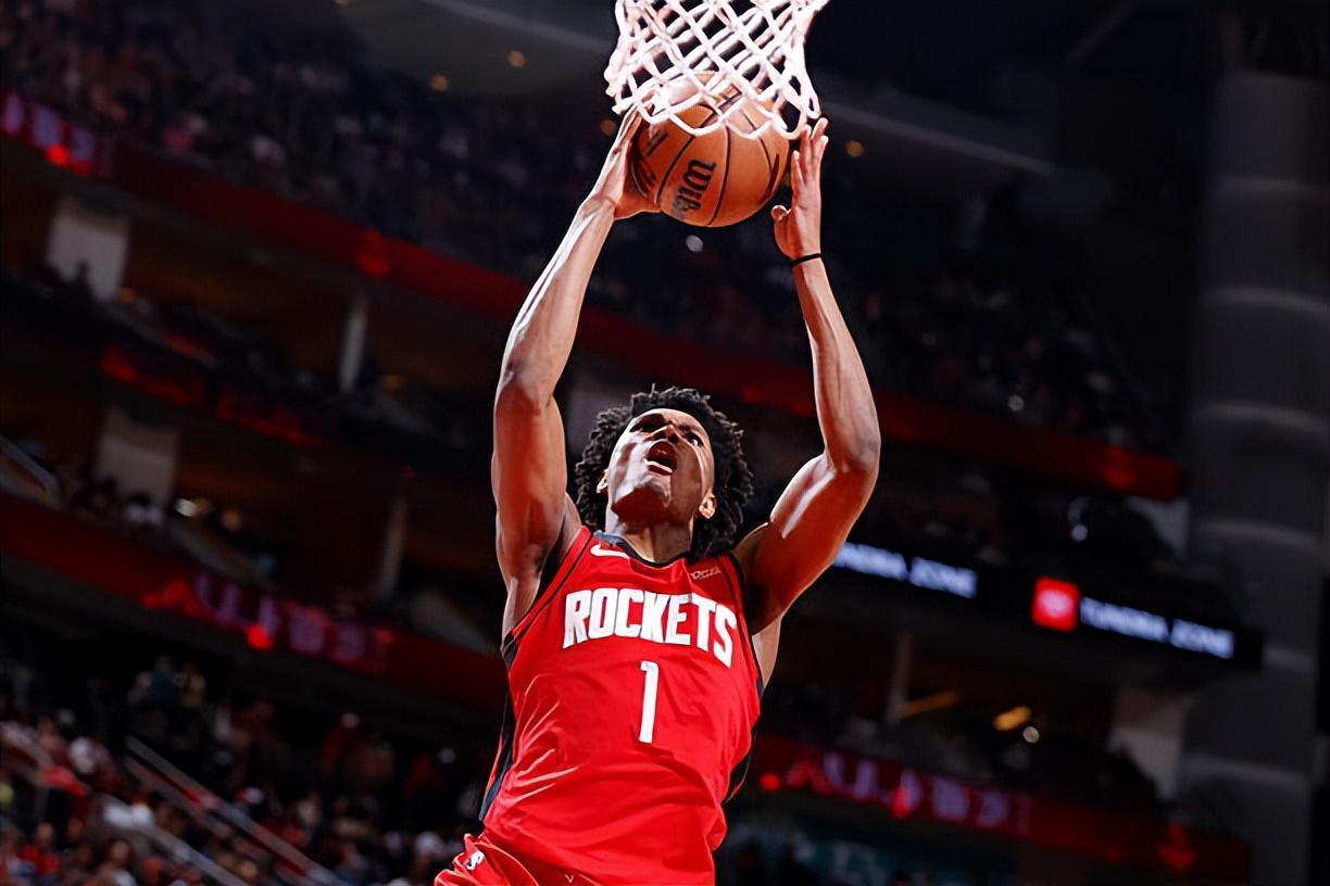 棋牌游戏-对手防守强度一般，火箭先发控卫也能够发挥出自己全面的能力？